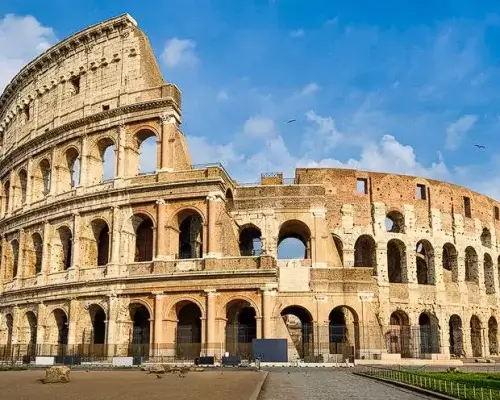 مدرج الكولوسيوم روما